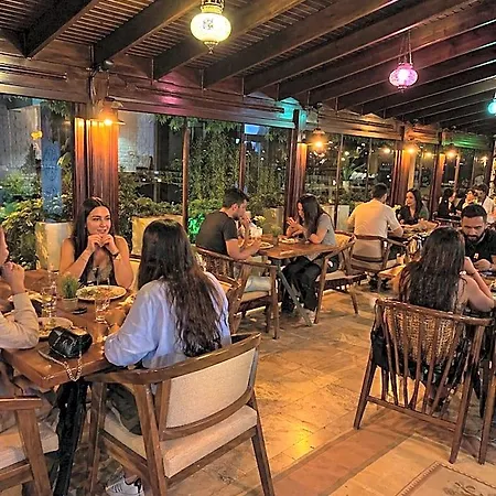 Bella Hotel 2*