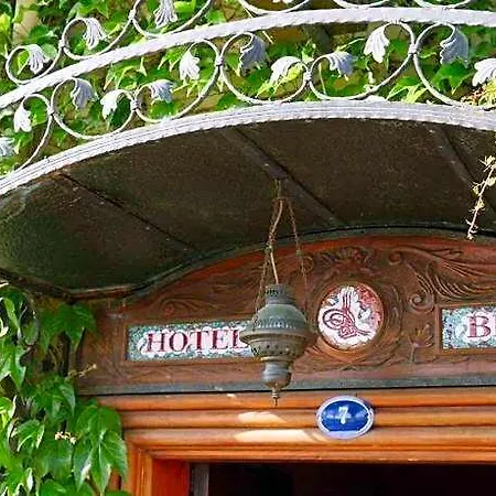 Hotel Bella